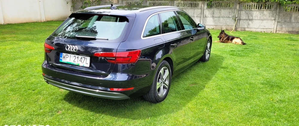 Audi A4 cena 65000 przebieg: 207000, rok produkcji 2016 z Gorlice małe 326